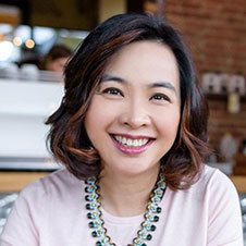 Eva Lau